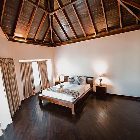 Royal Regantris Villa Karang Gili Air Eksteriør bilde